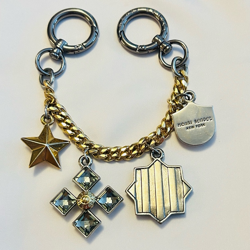 🔥NWOT🔥 Henri Bendel Military Charm Swag Bag Charm/ Keychain/ Bracelet - Picture 10 of 12